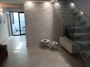 CARLO'S Home, Catania
